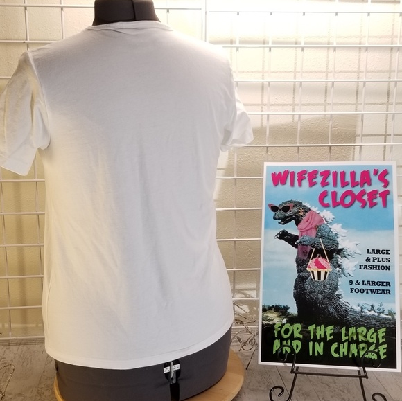 MCCC Sportsware Lucky To Live in America Tee - Picture 4 of 6